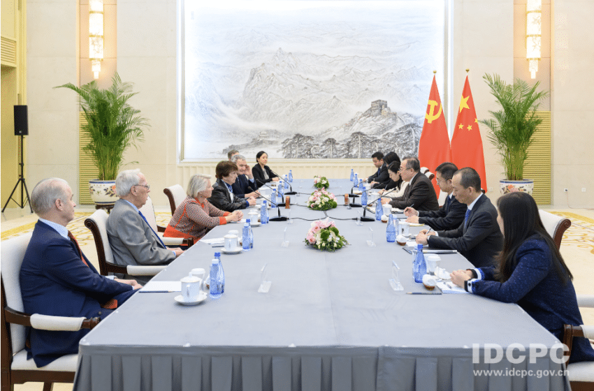  A Tough Job to Keep: The Fates of China’s International Relations Ministers